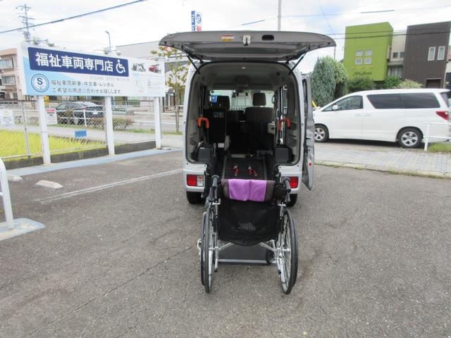 ＮＶ１００クリッパーリオ 　スローパー　車イス仕様車　４人乗り　エマージェンシーブレーキ付（3枚目）