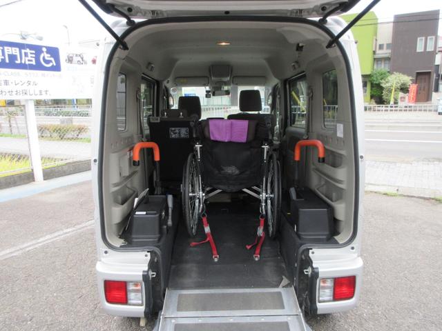 ＮＶ１００クリッパーリオ 　スローパー　車イス仕様車　４人乗り　エマージェンシーブレーキ付（6枚目）