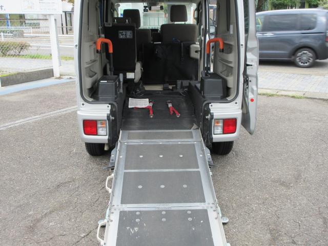 ＮＶ１００クリッパーリオ 　スローパー　車イス仕様車　４人乗り　エマージェンシーブレーキ付（9枚目）