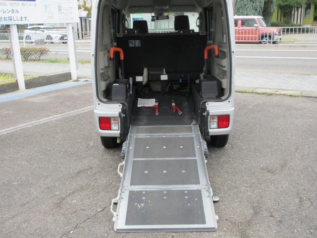 ＮＶ１００クリッパーリオ 　スローパー　車イス仕様車　４人乗り　エマージェンシーブレーキ付（10枚目）