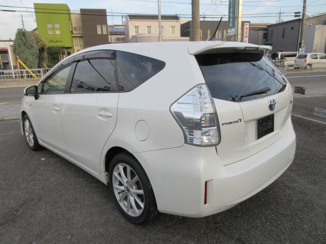 プリウスアルファ （6枚目）