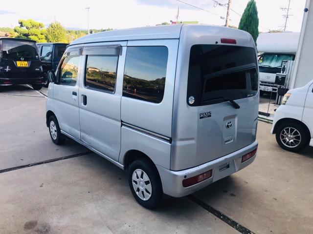 ピクシスバン デラックス　４ＷＤ　ボタン　ハイルーフ　エアコン　パワステ（3枚目）