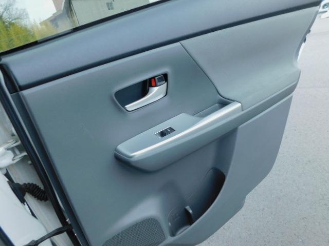 Sツーリングセレクション 1年保証付 禁煙車 メモリーナビ フルセグ 地デジTV DVD再生 Bluetooth接続 バックカメラ ETC オートライト 純正アルミ オートエアコン プッシュスタート スマートキー 腐食無し(72枚目)