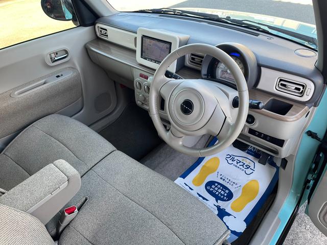 アルトラパン Ｓ　レーダーブレーキサポート　４ＷＤ　ＨＩＤヘッドランプ　フロント左右シートヒーター　社外ナビＴＶ　バックカメラ　スマートキー　プッシュスタート　電格ミラー　レザーステアリング　ホワイトルーフ（18枚目）