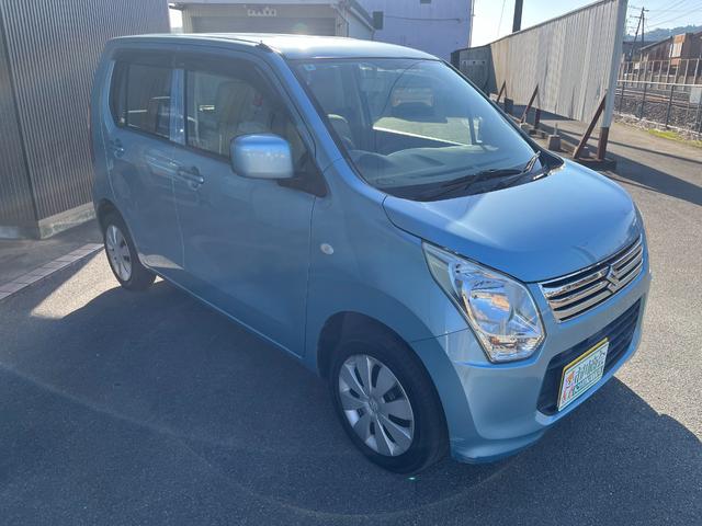 ワゴンＲ ＦＸ　キーレス　純正オーディオ　フロアマット　ドアバイザー　ライトレベライザー　ＥＴＣ　電格ミラー（5枚目）