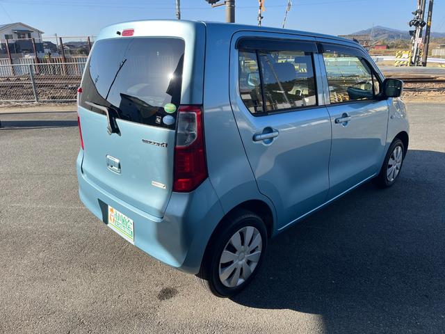 ワゴンＲ ＦＸ　キーレス　純正オーディオ　フロアマット　ドアバイザー　ライトレベライザー　ＥＴＣ　電格ミラー（9枚目）