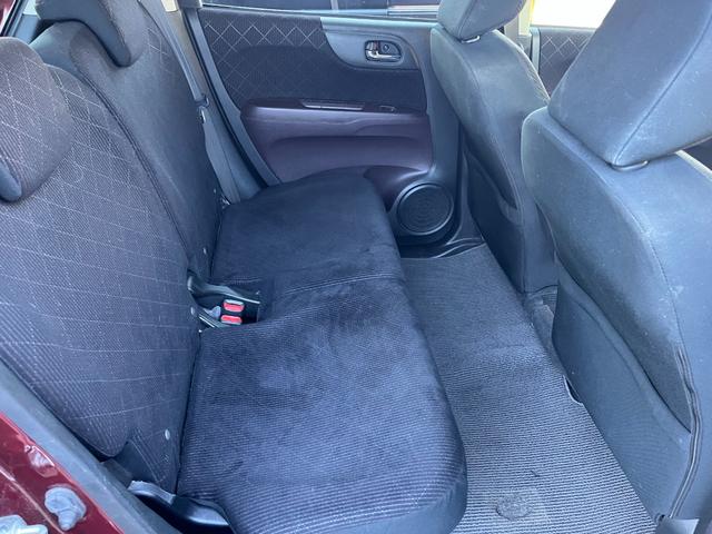 N-ONE プレミアム・Lパッケージ HIDヘッドランプ スマートキー プッシュスタート 社外ナビTV 電格ミラー トップシェイドガラス 純正14インチアルミ リアスポイラー レザーステアリング ドアバイザー フロアマット(30枚目)