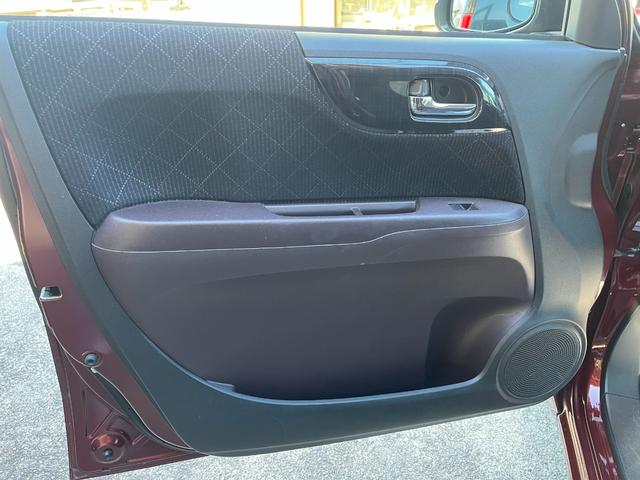 N-ONE プレミアム・Lパッケージ HIDヘッドランプ スマートキー プッシュスタート 社外ナビTV 電格ミラー トップシェイドガラス 純正14インチアルミ リアスポイラー レザーステアリング ドアバイザー フロアマット(39枚目)