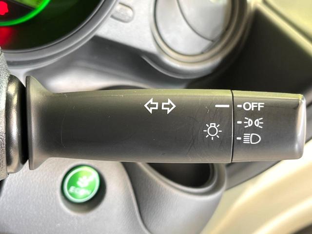 G・Lパッケージ SDナビ 禁煙車 Bluetooth接続 バックカメラ ETC 片側電動ドア オートエアコン ステアリングスイッチ 横滑り防止装置 アイドリングストップ 電動格納ミラー 衝突軽減システム(32枚目)