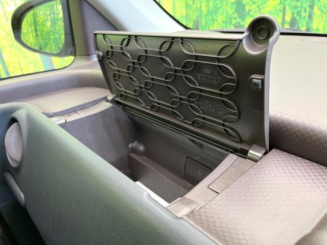 F 電動スライドドア 禁煙車 純正SDナビ バックカメラ Bluetooth接続 フルセグTV ETC HIDヘッドライト オートライト 電動格納ミラー プライバシーガラス 盗難防止装置(31枚目)