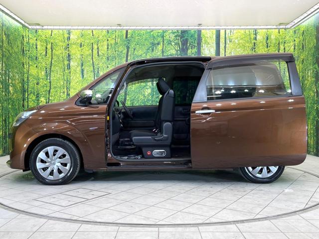 F 電動スライドドア 禁煙車 純正SDナビ バックカメラ Bluetooth接続 フルセグTV ETC HIDヘッドライト オートライト 電動格納ミラー プライバシーガラス 盗難防止装置(40枚目)