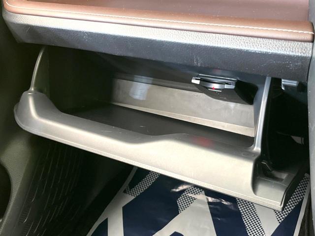 ハイブリッドGi プレミアムパッケージ トヨタセーフティセンス 禁煙車 純正10型SDナビ 両側電動スライドドア ETC バックカメラ フルセグTV Bluetooth接続 前席シートヒーター ハーフレザーシート LEDヘッドライト(47枚目)