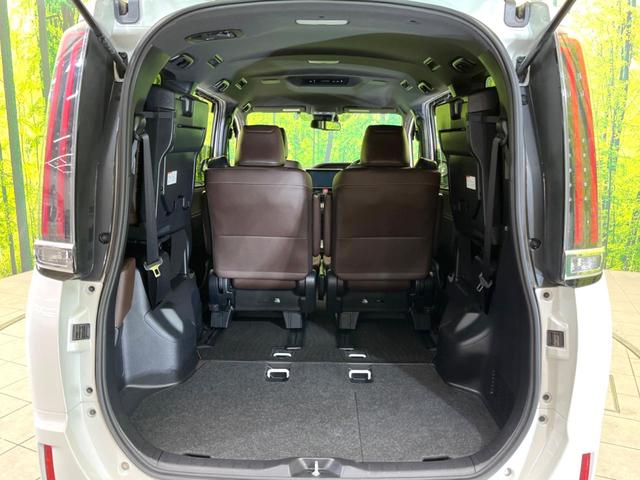 ハイブリッドGi プレミアムパッケージ トヨタセーフティセンス 禁煙車 純正10型SDナビ 両側電動スライドドア ETC バックカメラ フルセグTV Bluetooth接続 前席シートヒーター ハーフレザーシート LEDヘッドライト(55枚目)