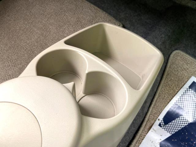 G 禁煙車 オーディオ プライバシーガラス 盗難防止装置 キーレス CD再生 アイボリーインテリア 電動格納ミラー ドアバイザー(28枚目)