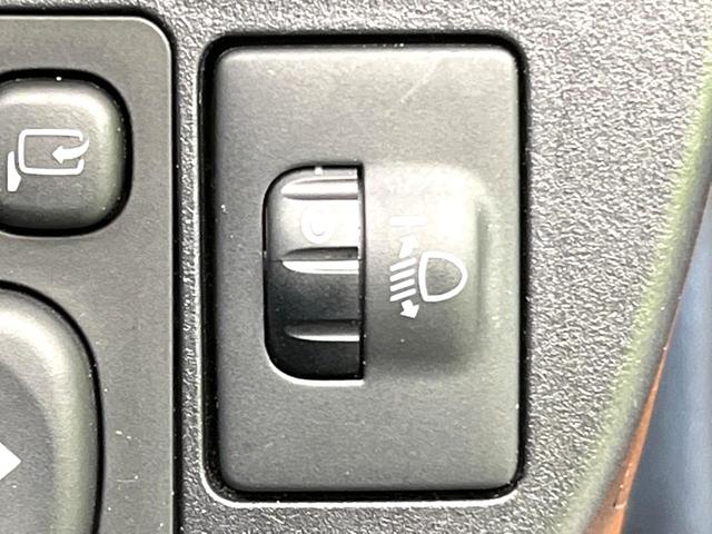 Gブラックソフトレザーセレクション 禁煙車 純正SDナビ バックカメラ Bluetooth接続 フルセグTV ETC シートヒーター ドライブレコーダー クルーズコントロール スマートキー オートライト オートエアコン(30枚目)