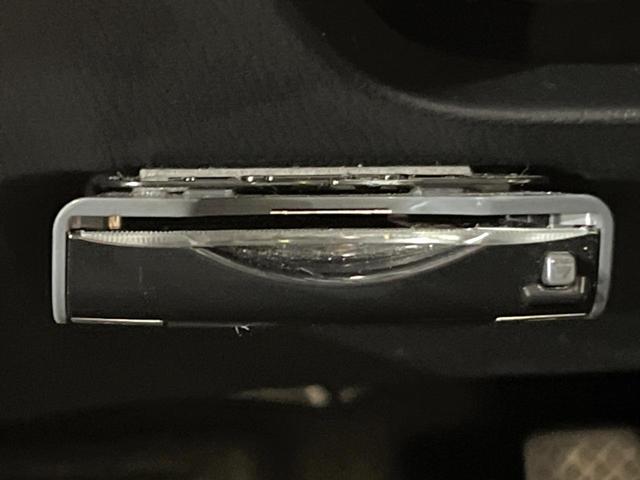 ホーム ホンダセンシング 禁煙車 アダプティブレーダークルーズコントロール ETC LEDヘッドライト スマートキー オートライト オートエアコン ステアリングスイッチ 盗難防止装置 プライバシーガラス(5枚目)