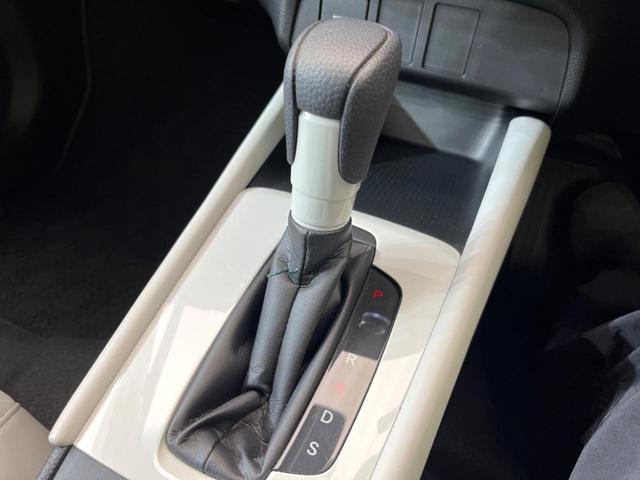 ホーム ホンダセンシング 禁煙車 アダプティブレーダークルーズコントロール ETC LEDヘッドライト スマートキー オートライト オートエアコン ステアリングスイッチ 盗難防止装置 プライバシーガラス(21枚目)