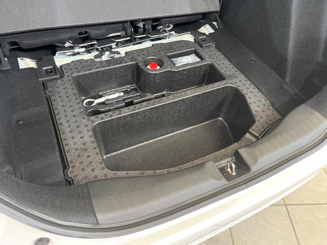 ホーム ホンダセンシング 禁煙車 アダプティブレーダークルーズコントロール ETC LEDヘッドライト スマートキー オートライト オートエアコン ステアリングスイッチ 盗難防止装置 プライバシーガラス(33枚目)
