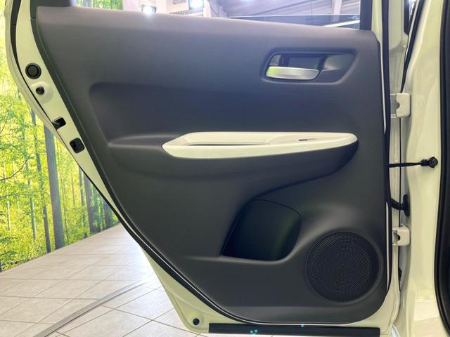 ホーム ホンダセンシング 禁煙車 アダプティブレーダークルーズコントロール ETC LEDヘッドライト スマートキー オートライト オートエアコン ステアリングスイッチ 盗難防止装置 プライバシーガラス(38枚目)