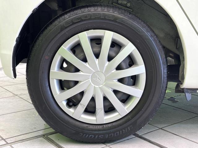 L SAIII 純正CDオーディオ 禁煙車 車線逸脱警報 踏み間違い防止 オートマチックハイビーム 横滑り防止装置 クリアランスソナー エアコン アイドリングストップ ドアバイザー 盗難防止装置 衝突安全ボディ(51枚目)