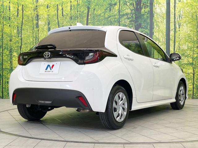 ヤリス Ｘ　禁煙車　純正ディスプレイオーディオ　トヨタセーフティセンス　バックカメラ　クリアランスソナー　オートマチックハイビーム　オートライト　スマートキー　電動格納ミラー　パワーステアリング　パワーウィンドウ（17枚目）