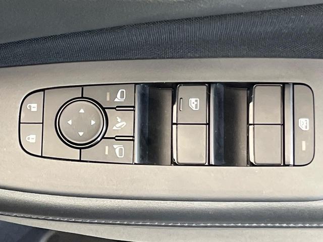 ノート Ｘ　禁煙車　ＳＤナビ　バックカメラ　ＥＴＣ　ドラレコ　エマージェンシーブレーキ　クリアランスソナー　オートマチックハイビーム　オートライト　電動格納ミラー　スマートキー　Ｂｌｕｅｔｏｏｔｈ接続（6枚目）