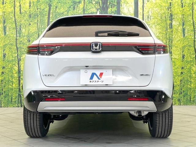 ヴェゼル ｅ：ＨＥＶ　Ｚ　登録済未使用車　メーカー９型ナビ　バックカメラ　コーナーセンサー　置くだけ充電　パワーバックドア　ブラインドスポットモニター　レーダークルーズ　ＬＥＤヘッドライト　ホンダセンシング　シートヒーター（15枚目）