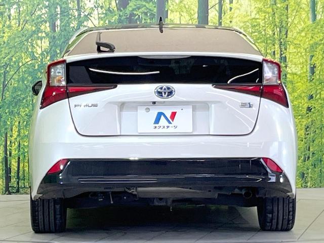 プリウス Ｓツーリングセレクション　純正９型ナビ　トヨタセーフティセンス　禁煙車　前席シートヒーター　レーダークルーズ　バックカメラ　ドラレコ　ビルドインＥＴＣ　スマートキー　ＬＥＤヘッド／フォグ　合皮シート　オートハイビーム（14枚目）