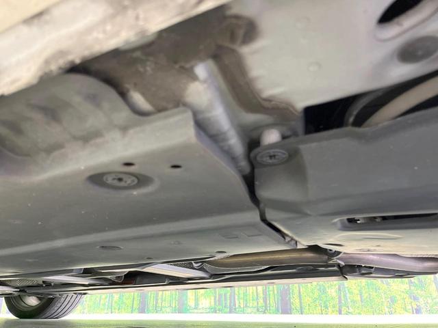 プリウス Ｓツーリングセレクション　純正９型ナビ　トヨタセーフティセンス　禁煙車　前席シートヒーター　レーダークルーズ　バックカメラ　ドラレコ　ビルドインＥＴＣ　スマートキー　ＬＥＤヘッド／フォグ　合皮シート　オートハイビーム（21枚目）