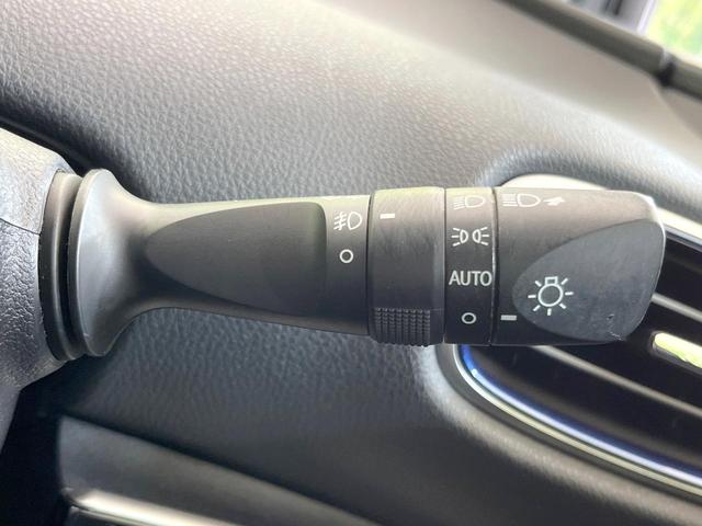 プリウス Ｓツーリングセレクション　純正９型ナビ　トヨタセーフティセンス　禁煙車　前席シートヒーター　レーダークルーズ　バックカメラ　ドラレコ　ビルドインＥＴＣ　スマートキー　ＬＥＤヘッド／フォグ　合皮シート　オートハイビーム（43枚目）