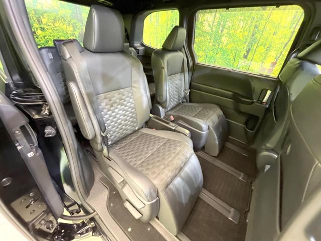 ヴォクシー ハイブリッドS-Z 14型後席モニター 10.5型純正ナビ 両側電動ドア 全周囲カメラ 電動リアゲート 後席オットマン 自働駐車 ETC レーダークルコン 衝突軽減 シートヒーター オートハイビーム LEDヘッドライト(9枚目)