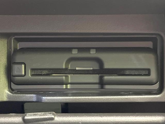 セレナ ｅ－パワー　ハイウェイスターＶ　純正１０型ナビ　両側電動ドア　プロパイロット　エマージェンシーブレーキ　禁煙車　全周囲カメラ　デジタルインナーミラー　ＢＳＭ　ドラレコ　ＥＴＣ　ＬＥＤヘッド／フォグ　リアオートエアコン　オートエアコン（29枚目）