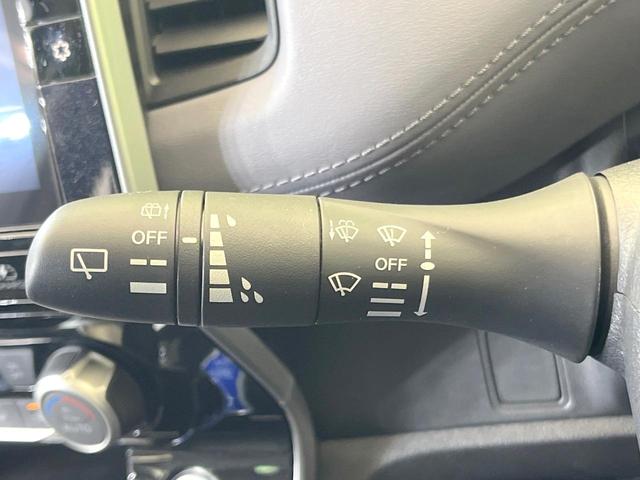 セレナ ｅ－パワー　ハイウェイスターＶ　純正１０型ナビ　両側電動ドア　プロパイロット　エマージェンシーブレーキ　禁煙車　全周囲カメラ　デジタルインナーミラー　ＢＳＭ　ドラレコ　ＥＴＣ　ＬＥＤヘッド／フォグ　リアオートエアコン　オートエアコン（31枚目）