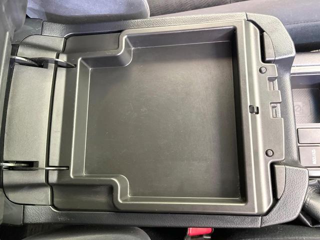 ランドクルーザープラド TX 禁煙車 4WD 純正SDナビ バックカメラ クルコン ETC Bluetooth接続 フロントフォグ オートライト オートエアコン スマートキー 電動格納ミラー ドアバイザー パワーステアリング(40枚目)