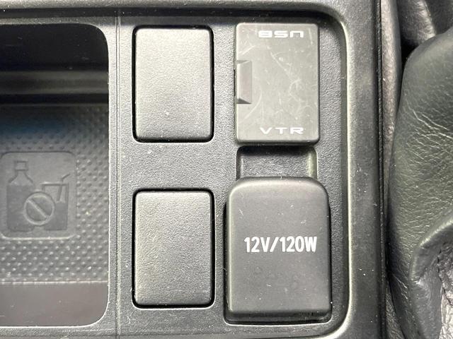 ランドクルーザープラド TX 禁煙車 4WD 純正SDナビ バックカメラ クルコン ETC Bluetooth接続 フロントフォグ オートライト オートエアコン スマートキー 電動格納ミラー ドアバイザー パワーステアリング(63枚目)