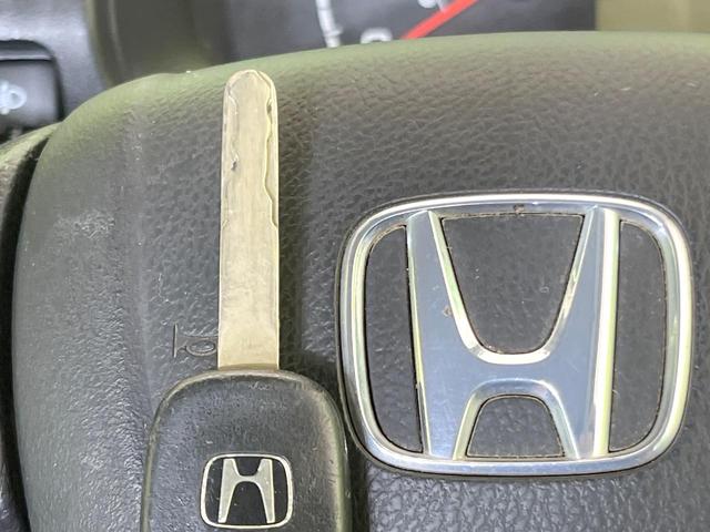 アクティトラック SDX 禁煙車 5速MT車 4WD FM/AMラジオ パワーステアリング 盗難防止装置 エアコン ヘッドライトレベライザー 荷台ランプ(5枚目)