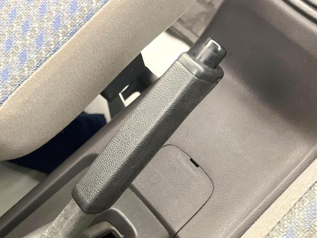 アクティトラック SDX 禁煙車 5速MT車 4WD FM/AMラジオ パワーステアリング 盗難防止装置 エアコン ヘッドライトレベライザー 荷台ランプ(22枚目)
