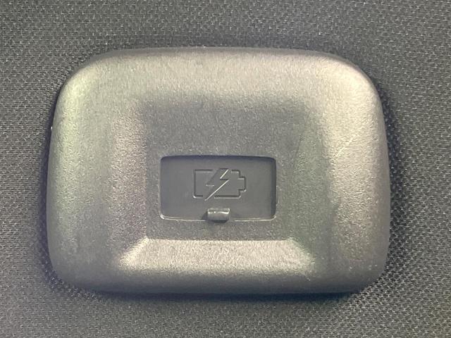 セレナ ハイウェイスターＶ　純正１０型ナビ　フリップダウンモニター　両側電動スライドドア　禁煙車　全周囲カメラ　プロパイロット　ＥＴＣ　ブラインドスポットモニター　ドライブレコーダー　Ｂｌｕｅｔｏｏｔｈ　デジタルインナーミラー（51枚目）