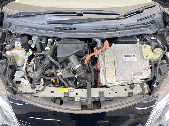 ノート e-パワー X Vセレクション BIG-X9型ナビ 全周囲カメラ 禁煙車 衝突軽減システム スマートキー ETC Bluetooth LEDヘッド 電動格納ミラー オートライト オートエアコン プライバシーガラス パワーウィンドウ(18枚目)
