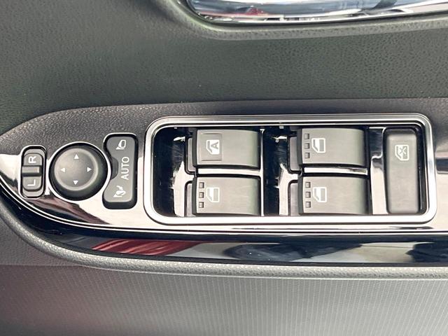 タント カスタムRS 純正ナビ 両側電動ドア 全周囲カメラ 禁煙車 前席シートヒーター ハーフレザーシート コーナーセンサー スマートキー LEDヘッド ETC クルコン オートハイビーム オートライト オートエアコン(39枚目)