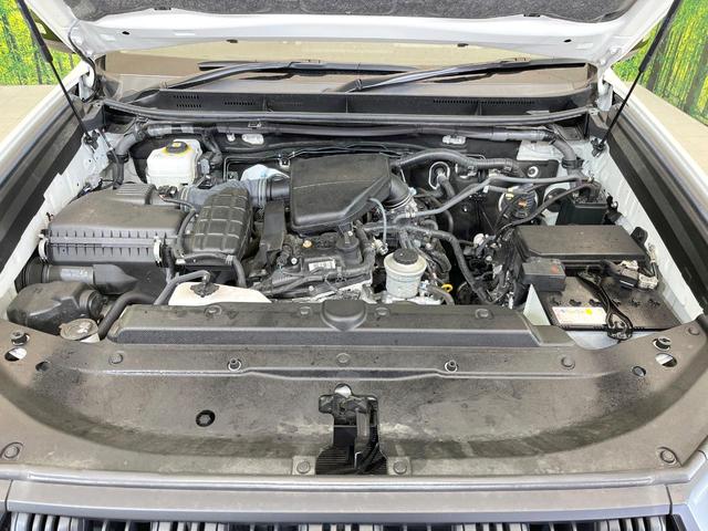 ランドクルーザープラド TX Lパッケージ マットブラックエディション サンルーフ 純正9型ナビ 全周囲カメラ 7人乗 4WD ルーフレール セーフティセンス 禁煙車 ドライブレコーダー ETC シートエアコン パワーシート LEDヘッド ルーフレール スマートキー(19枚目)