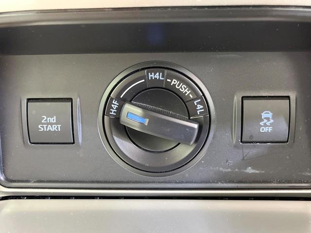 ランドクルーザープラド TX Lパッケージ マットブラックエディション サンルーフ 純正9型ナビ 全周囲カメラ 7人乗 4WD ルーフレール セーフティセンス 禁煙車 ドライブレコーダー ETC シートエアコン パワーシート LEDヘッド ルーフレール スマートキー(33枚目)