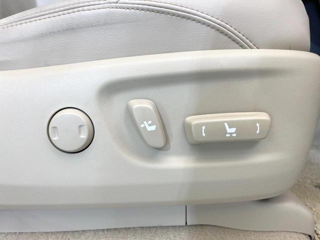 ランドクルーザープラド TX Lパッケージ マットブラックエディション サンルーフ 純正9型ナビ 全周囲カメラ 7人乗 4WD ルーフレール セーフティセンス 禁煙車 ドライブレコーダー ETC シートエアコン パワーシート LEDヘッド ルーフレール スマートキー(48枚目)