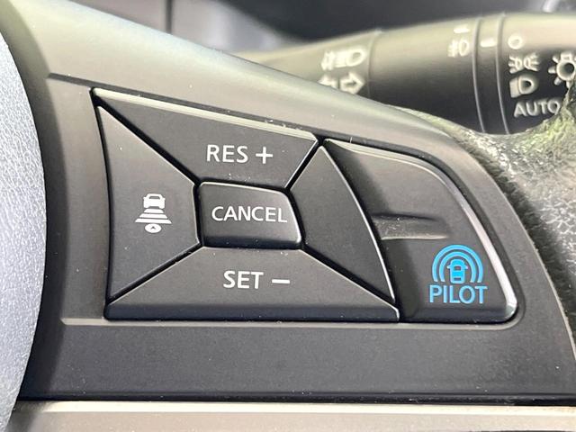 セレナ ハイウェイスター プロパイロットエディション 純正9インチナビ 後席モニター バックカメラ 両側電動ドア プロパイロット 衝突軽減ブレーキ ETC スマートキー オートブレーキホールド アイドリングストップ 電動格納ミラー ロールサンシェード(5枚目)