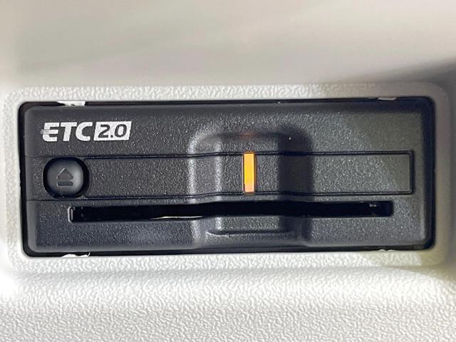 スイフト XG 純正ナビ 衝突被害軽減システム レーダークルーズ 禁煙車 シートヒーター コーナーセンサー スマートキー LEDヘッド ビルトインETC オートライト Bluetooth CD DVD再生 フルセグ(7枚目)