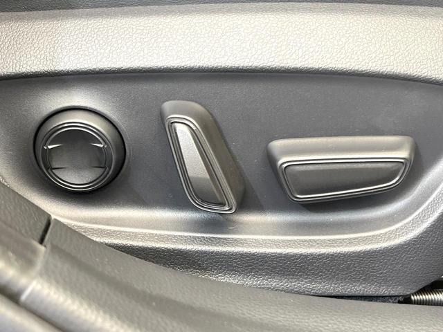 プリウス Z パノラマルーフ 12.3型ディスプレイオーディオ 全周囲カメラ 禁煙車 セーフティセンス トヨタチームメイト パワーバックドア BSM ETC ドライブレコーダーパワーシート シートエアコン(32枚目)
