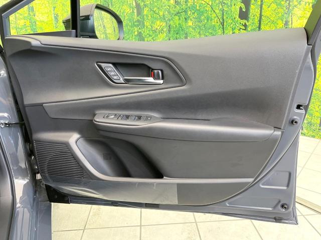 プリウス Z パノラマルーフ 12.3型ディスプレイオーディオ 全周囲カメラ 禁煙車 セーフティセンス トヨタチームメイト パワーバックドア BSM ETC ドライブレコーダーパワーシート シートエアコン(41枚目)