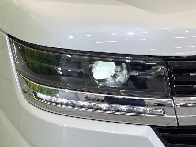 スペーシアカスタム ハイブリッドXS 届出済未使用車 両側電動ドア セーフティサポート レーダークルーズ シートヒーター ハーフレザーシート LEDヘッド/フォグ コーナーセンサー スマートキー 電動パーキング オットマン ベンチシート(12枚目)