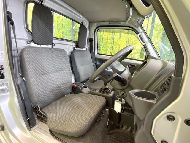 キャリイトラック KX 4WD MT車 衝突被害軽減システム 禁煙車 オートライト CDオーディオ パワーウィンドウ ヘッドライトレベライザー フォグライト 横滑り防止装置 車線逸脱警報(8枚目)