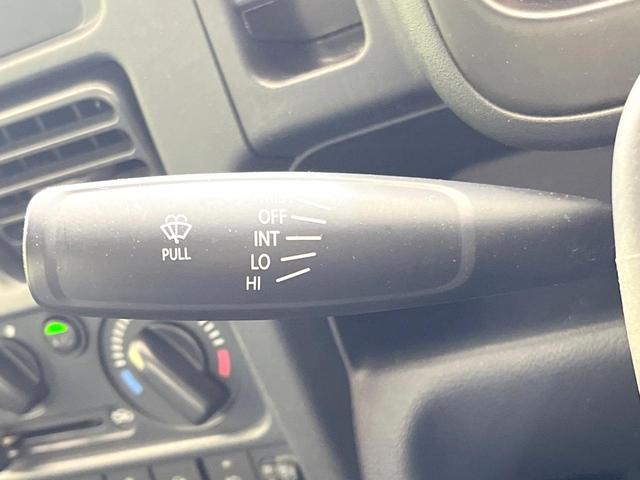 キャリイトラック KX 4WD MT車 衝突被害軽減システム 禁煙車 オートライト CDオーディオ パワーウィンドウ ヘッドライトレベライザー フォグライト 横滑り防止装置 車線逸脱警報(33枚目)